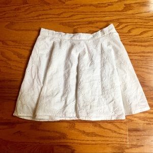 Girls Japna Kids White eyelet skirt Size 8